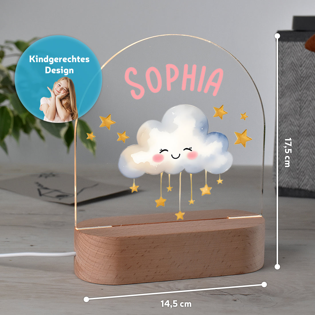 LED-Lampe im Kinderzimmer dekoriert mit Motiv Wolke