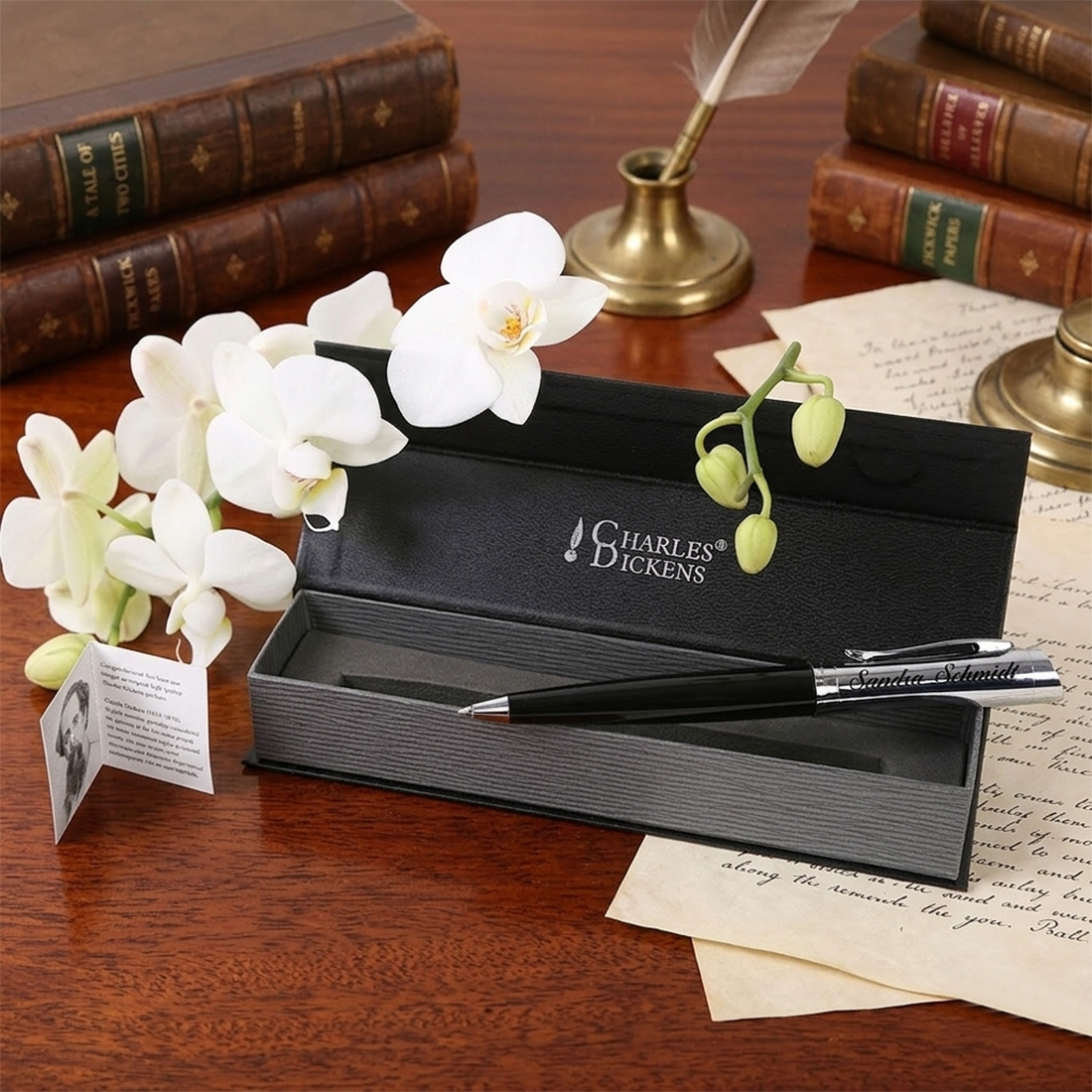 Charles Dickens® Kugelschreiber mit Wunschgravur – Personalisiertes Schreibset in edler Geschenkbox
