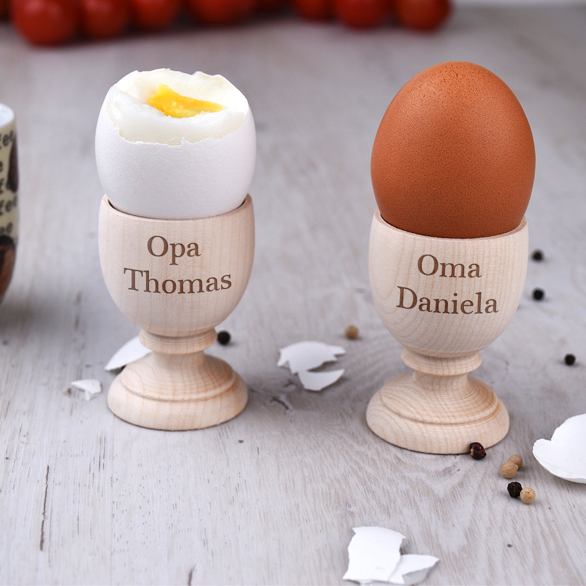 Personalisierter Eierbecher aus Holz mit Gravur - Nachhaltiges Ostergeschenk