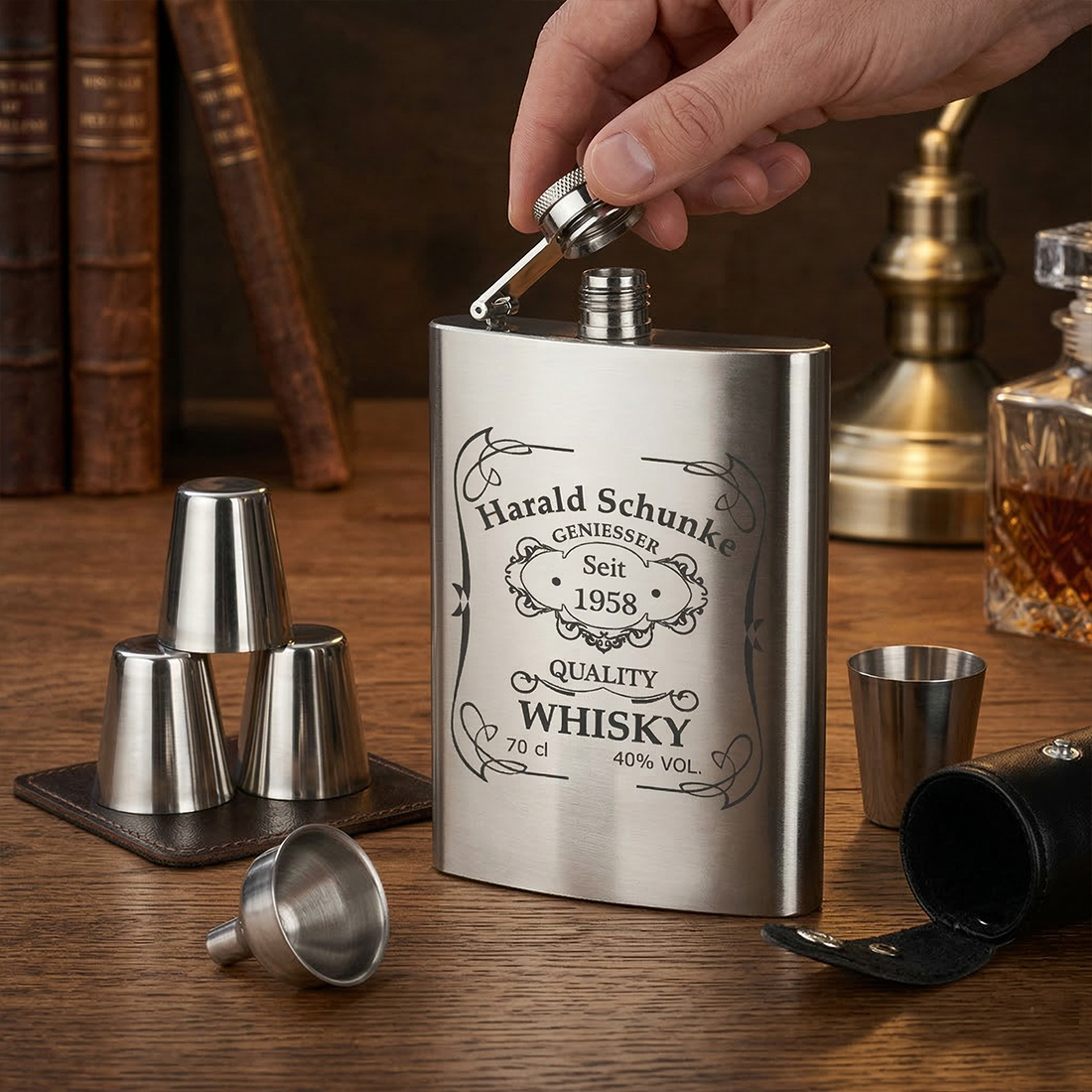 7-teiliges Flachmann-Set aus Edelstahl mit Gravur personalisiert