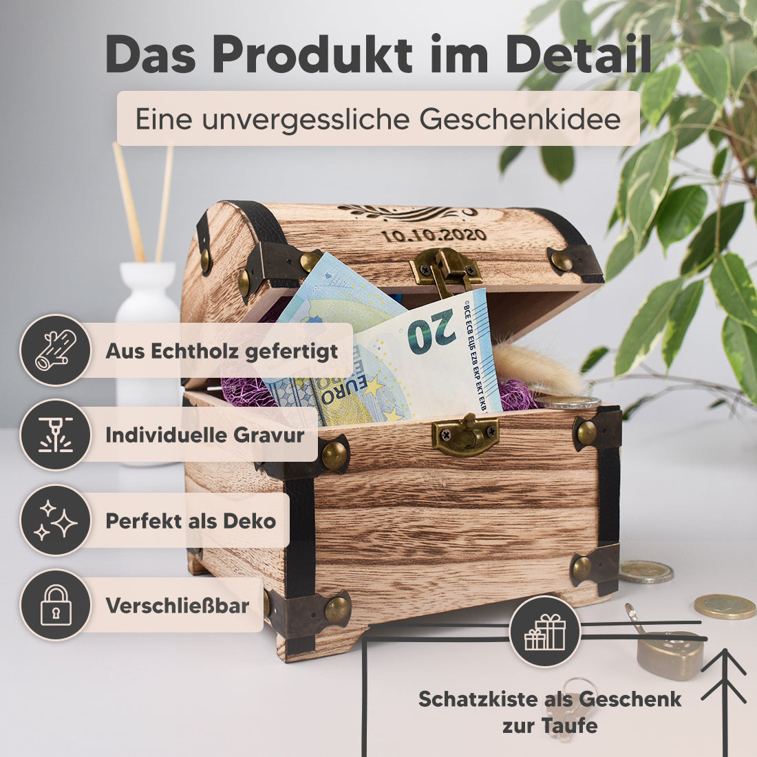 Detailansicht des goldenen Herzschlosses und der genieteten Metallbänder an einer Holzschatztruhe.