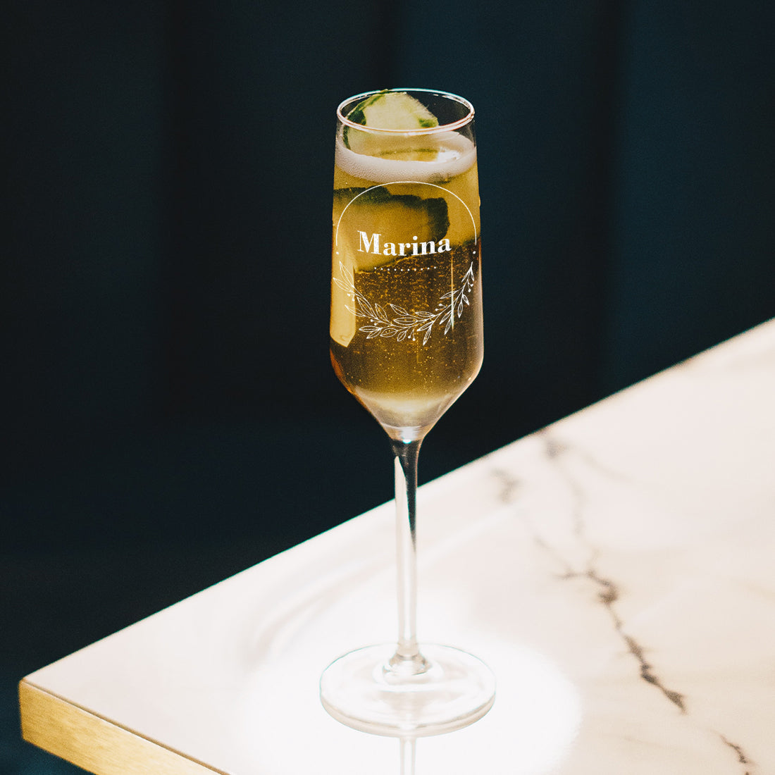 Modernes Sektglas 195 ml mit Gravur für Frauen