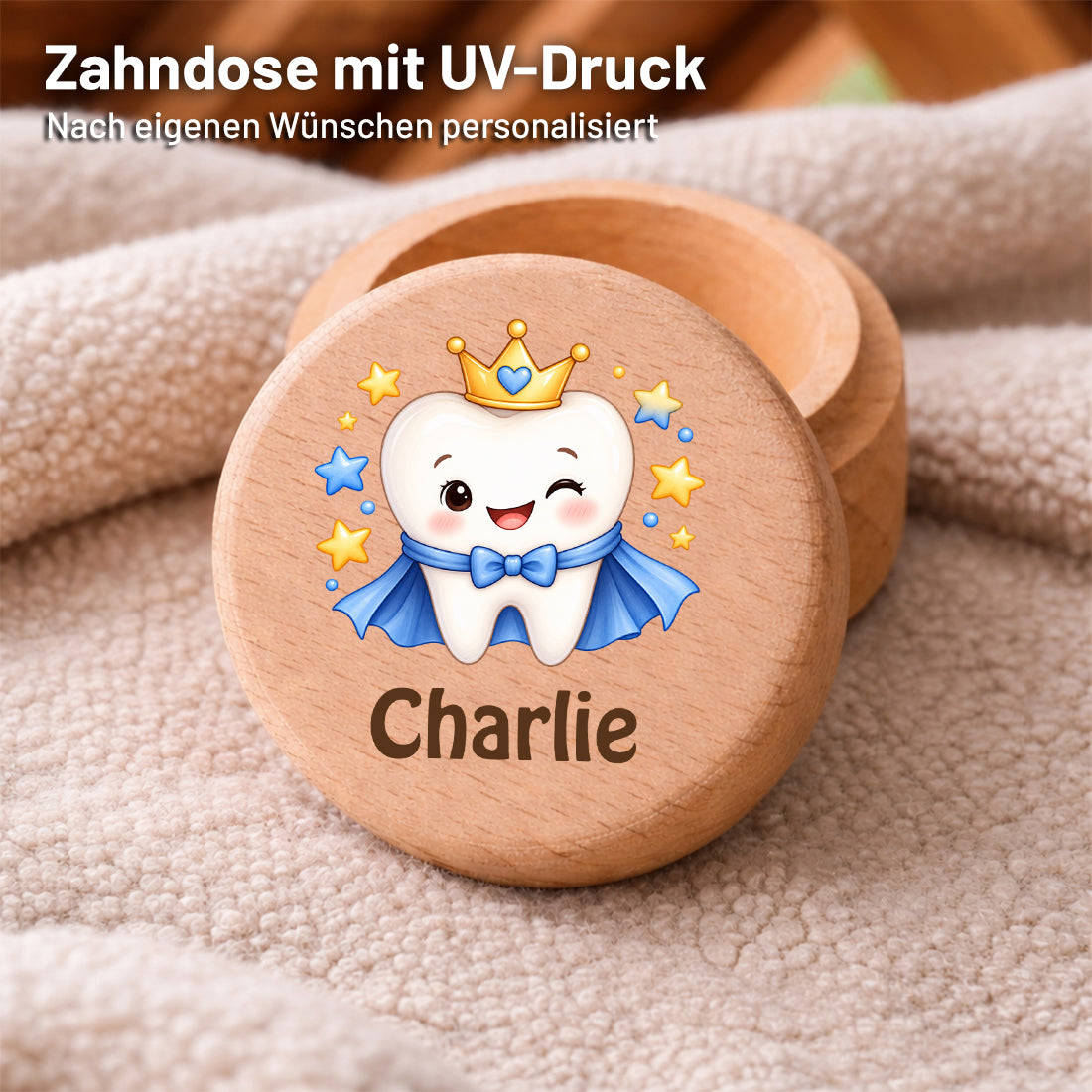 Runde Zahndose mit Motiv Zahnprinz und Beispielname Charlie im Detailbild mit UV-Druck auf dem Deckel