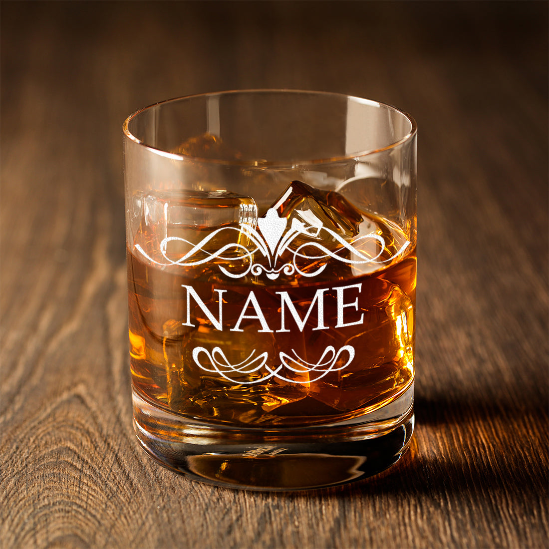 Totenkopf Dekanter 850 ml und 2x Whiskygläser 320 ml mit Gravur - "Ornament"