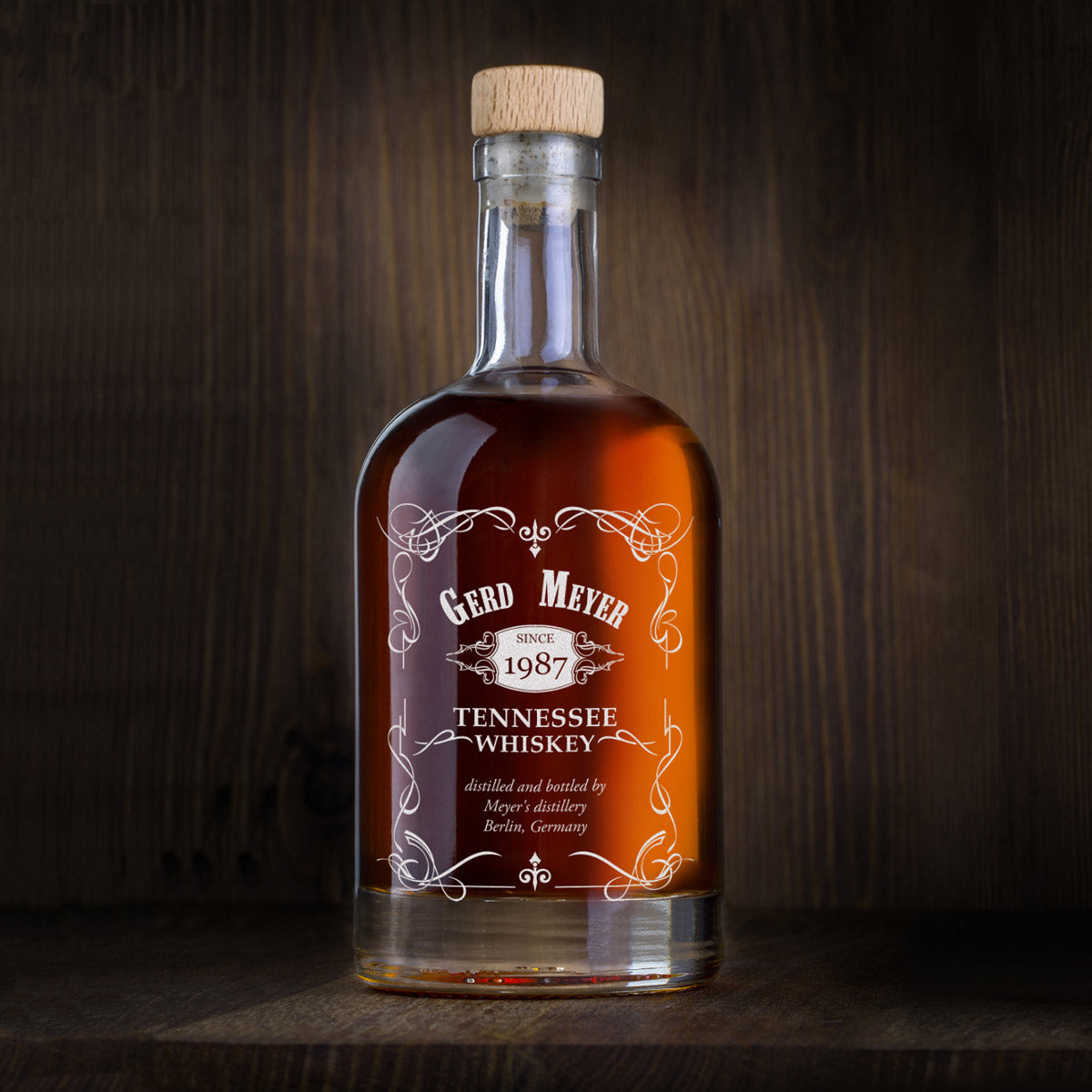 Dekanter Glasflasche 700 ml für Whisky mit Gravur - Elegant verziert