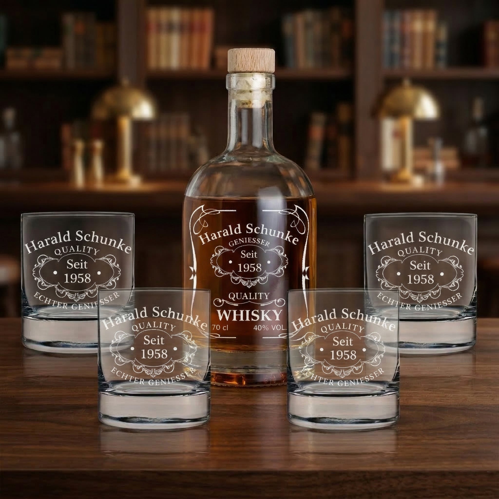 5-teiliges Whisky Geschenkset mit Flasche 700 ml + 4 Whiskygläser - mit Wunschgravur