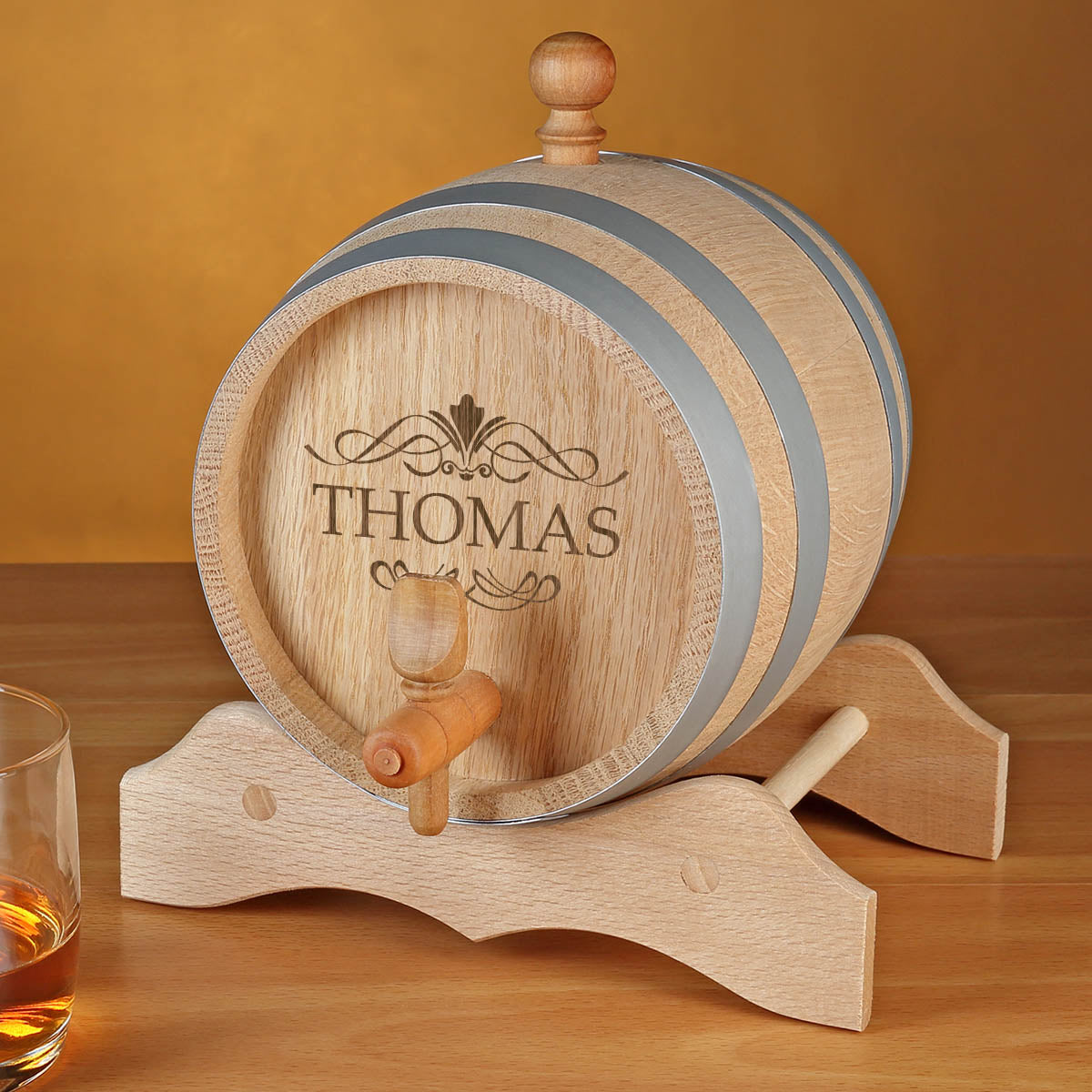 Whisky Holzfass mit personalisierter Wunschgravur - Motiv Ornament