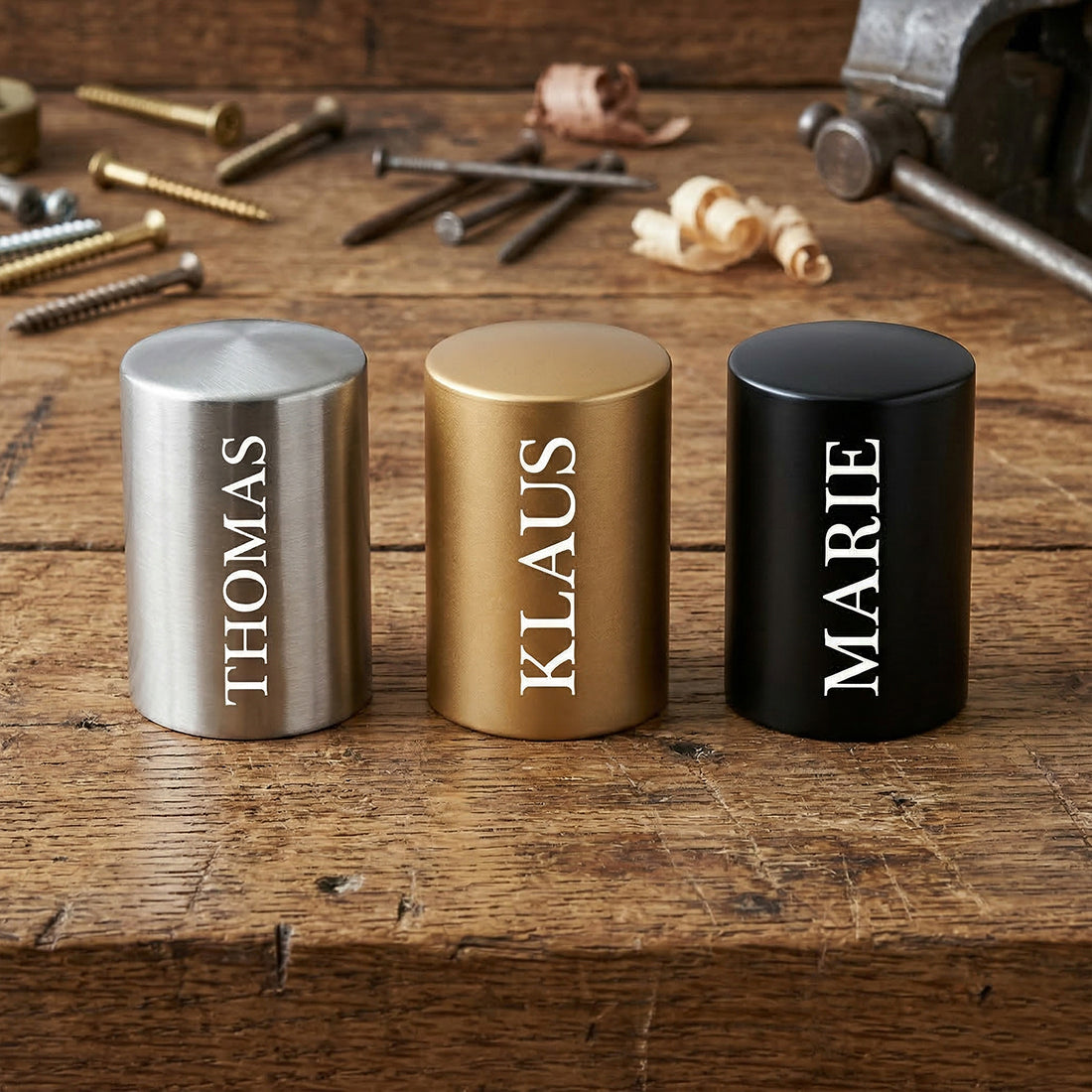 Personalisierter Push-Up Flaschenöffner mit Wunschgravur - In 3 Farben (Silber, Schwarz, Gold
