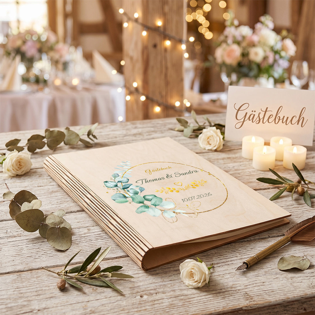 Personalisiertes Hochzeitsgästebuch aus Holz DIN A4 mit Namen & Goldmotiv