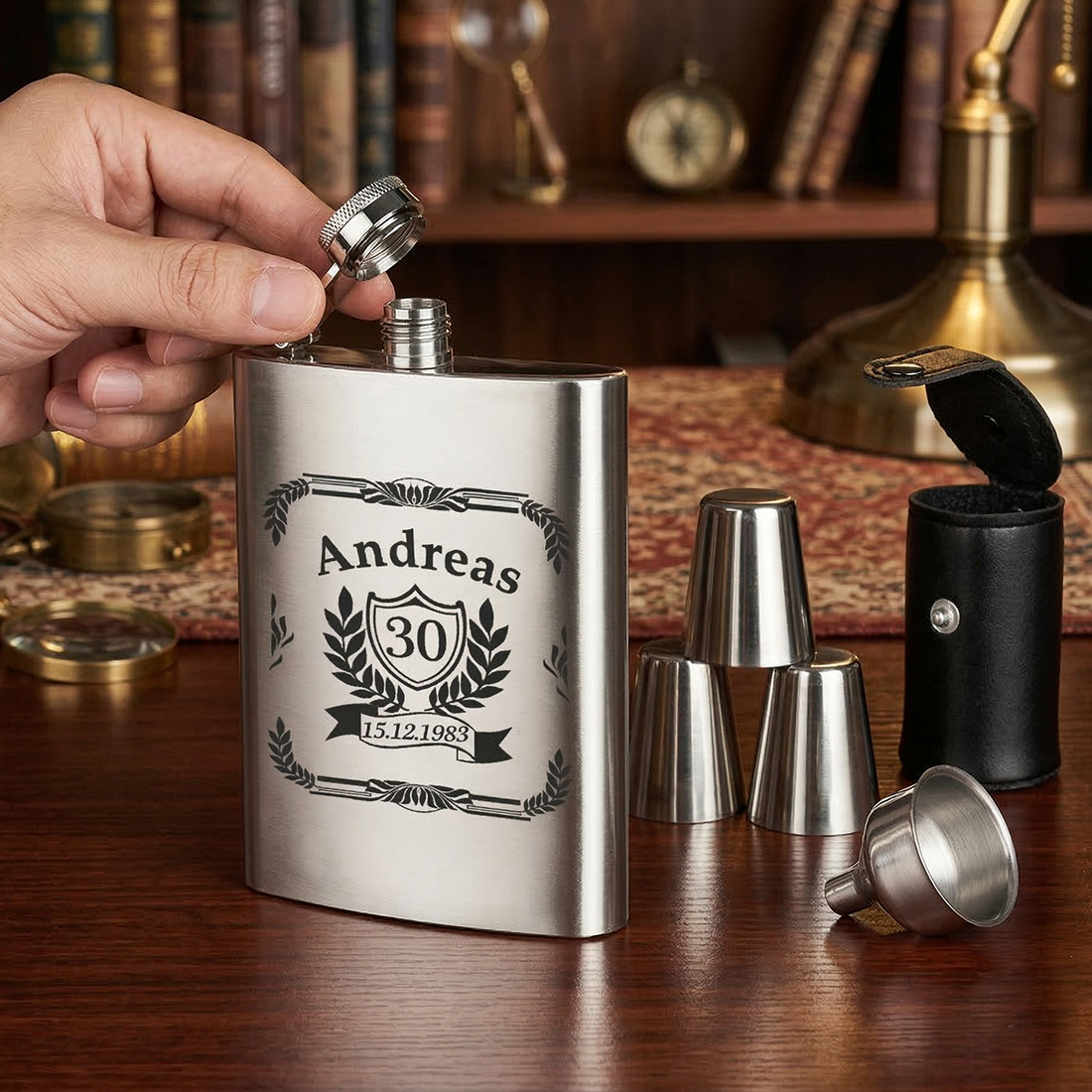 Personalisiertes Flachmann-Set - Geschenkidee zum Geburtstag & Jubiläum