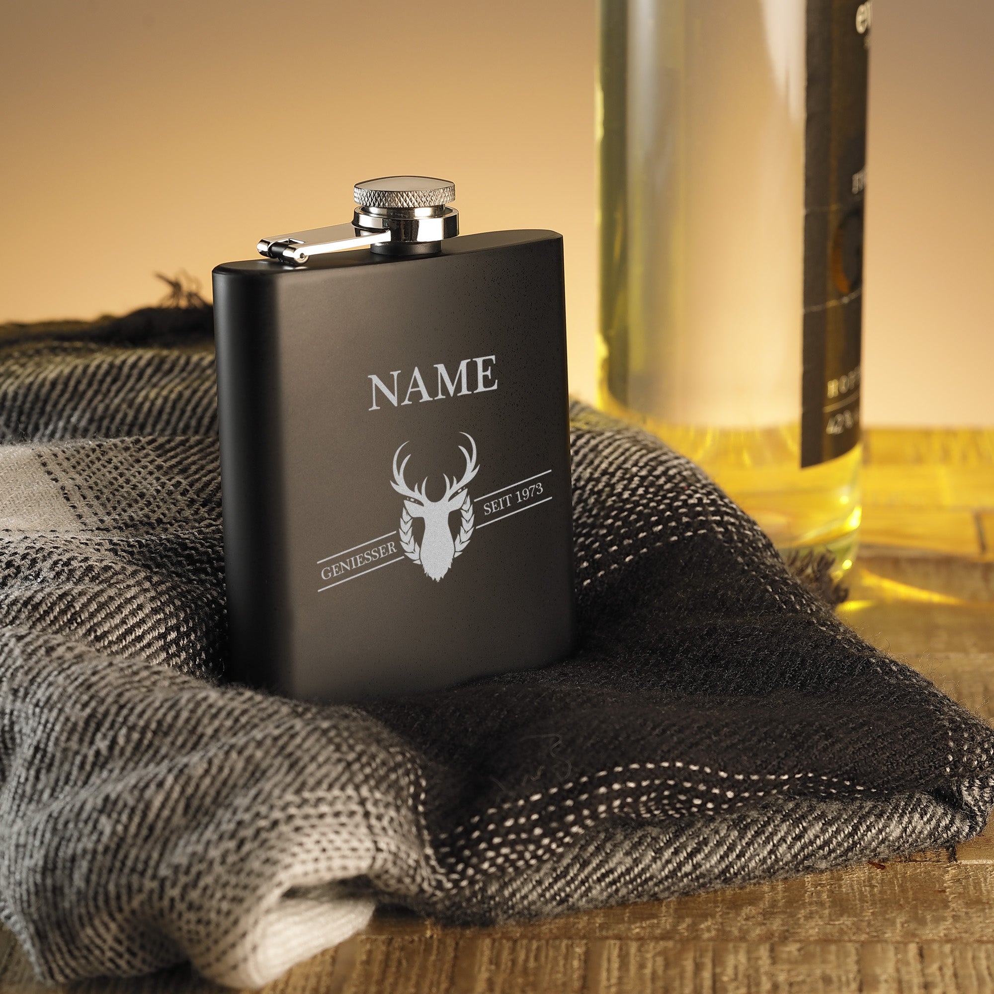 Flachmann mit Gravur personalisiert Schwarz Matt