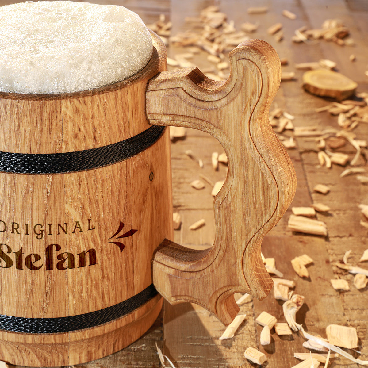 Bierkrug 0,5 Liter aus Eichenholz mit Gravur