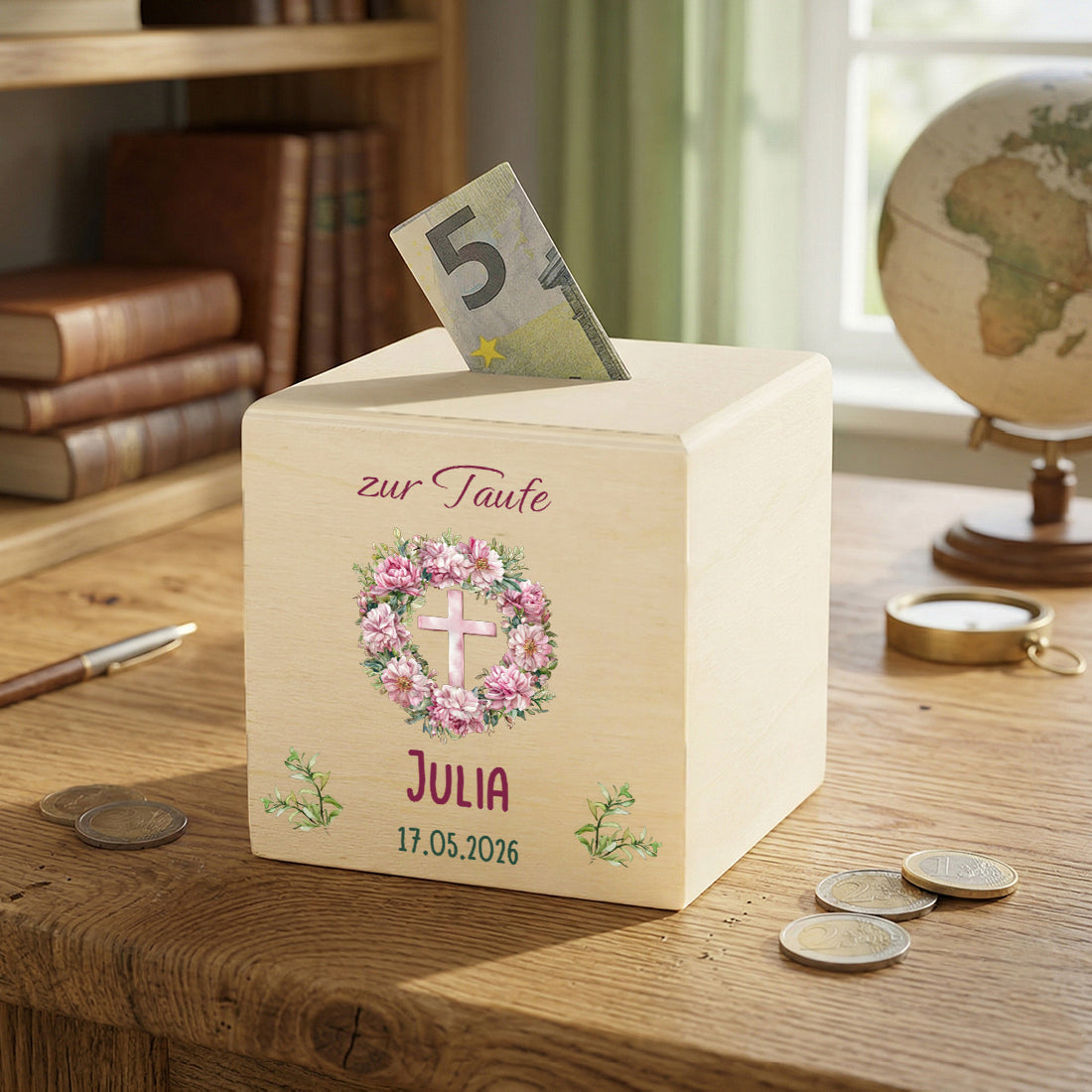 Nachhaltiges Geldgeschenk zur Taufe für das Patenkind – personalisierte Holz-Spardose rosa.
