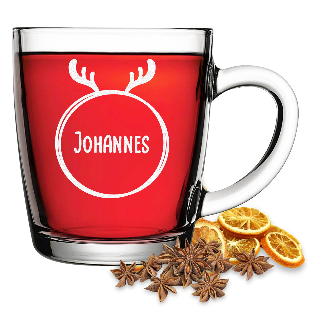 Glühweinglas mit Motiv Kreis mit Geweih und Beispielgravur Johannes vor weißem Hintergrund