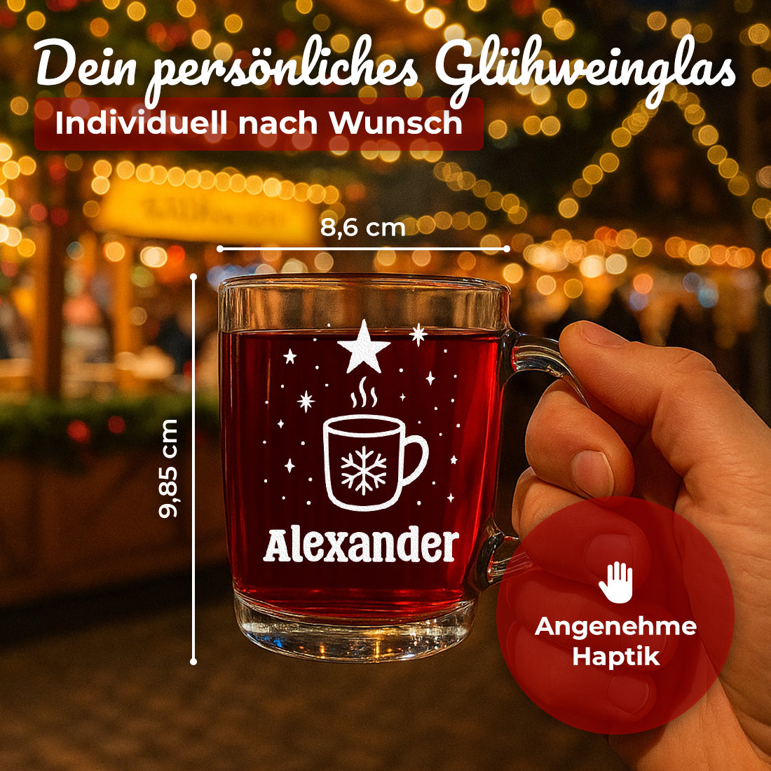 Glühweinglas mit Glühweinbecher-Motiv in der Hand mit Maßangaben 9,85 cm Höhe und 8,6 cm Durchmesser