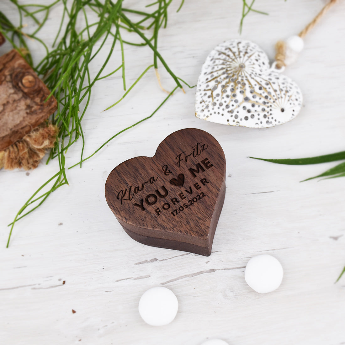 Herz Ringkissen für Paare mit Wunschgtavur