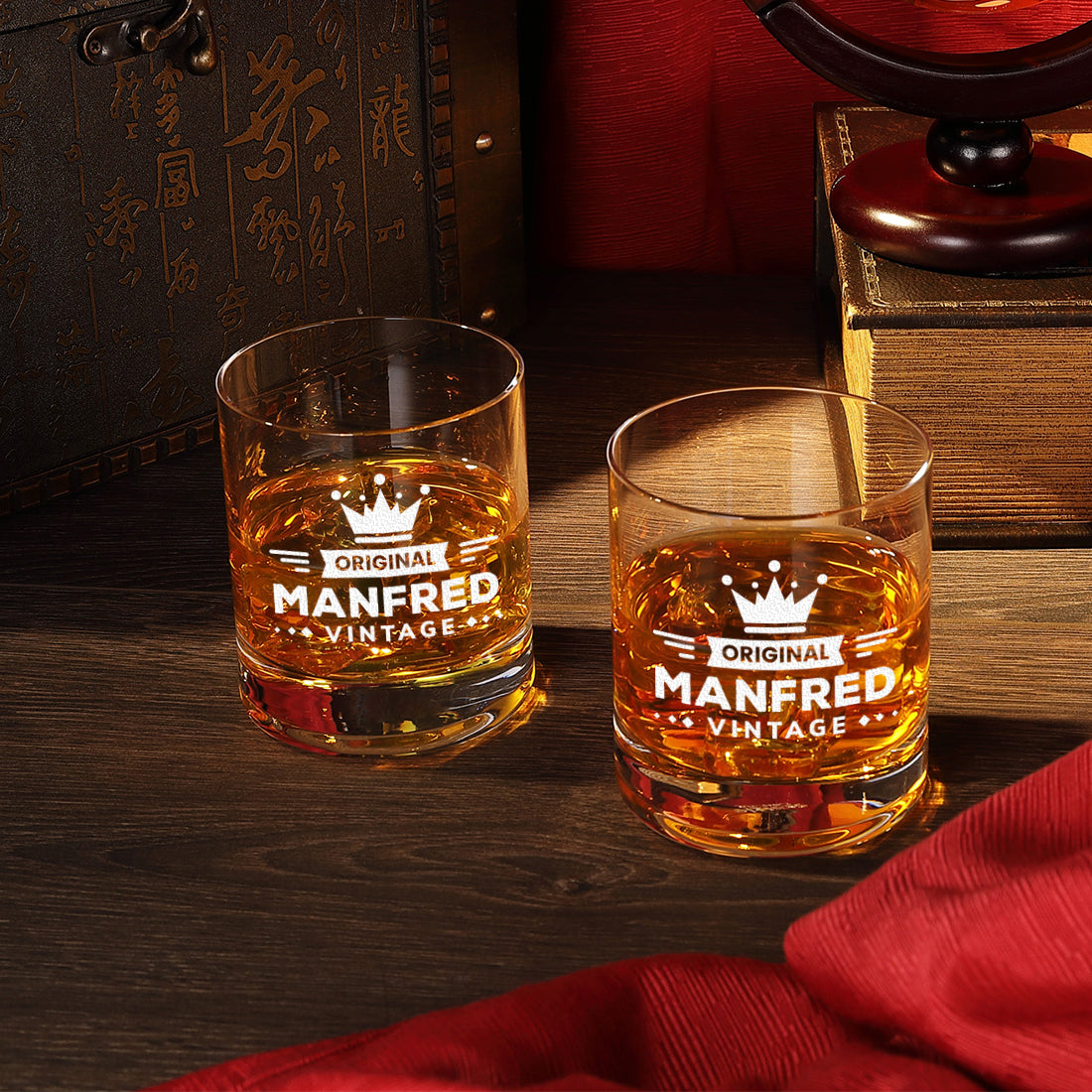 Whisky Skull Dekanter 850 ml und 2 Whiskygläser 320 ml mit Gravur - Motiv Krone