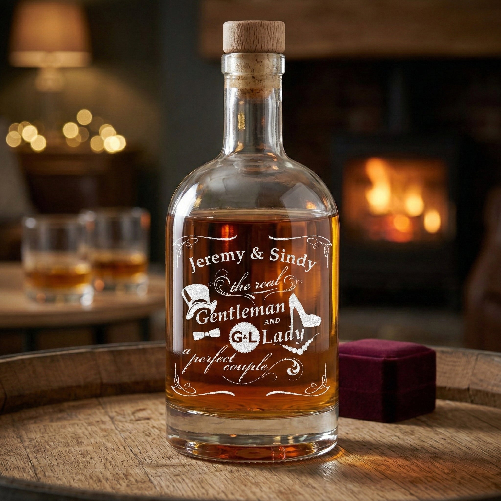Whisky Dekanter 700 ml mit Gravur als Geschenk für Paare